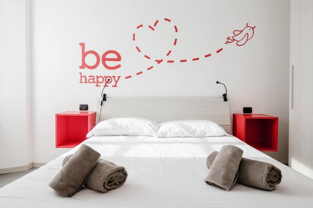 Апартаменты Be Happy - The House Of Travelers Комо Экстерьер фото